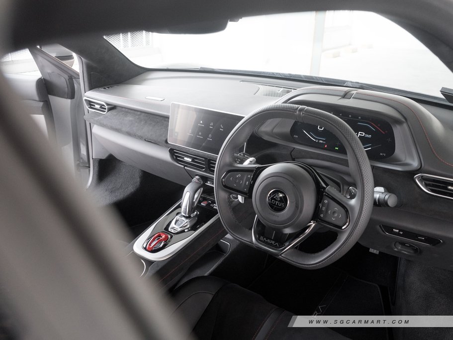 https://i.i-sgcm.com/new_cars/cars/21512/21512_g55