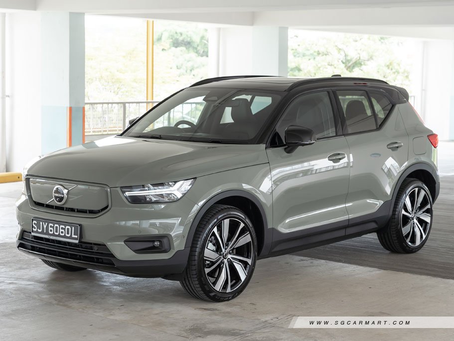 https://i.i-sgcm.com/new_cars/cars/21514/21514_g37