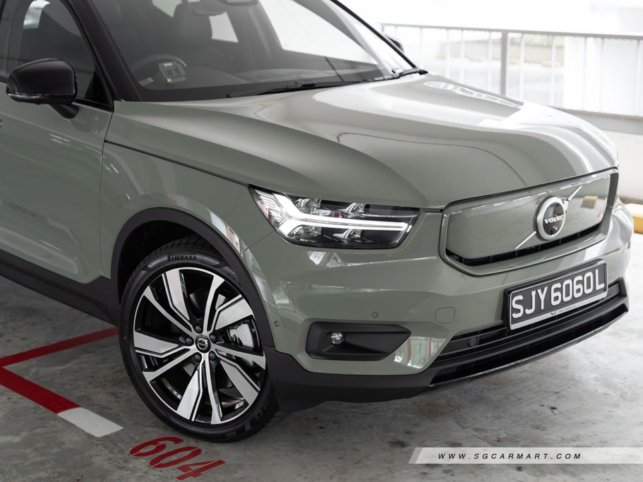 https://i.i-sgcm.com/new_cars/cars/21514/21514_g38