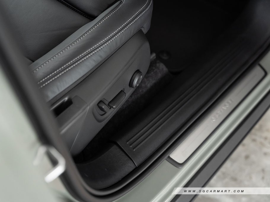 https://i.i-sgcm.com/new_cars/cars/21514/21514_g66