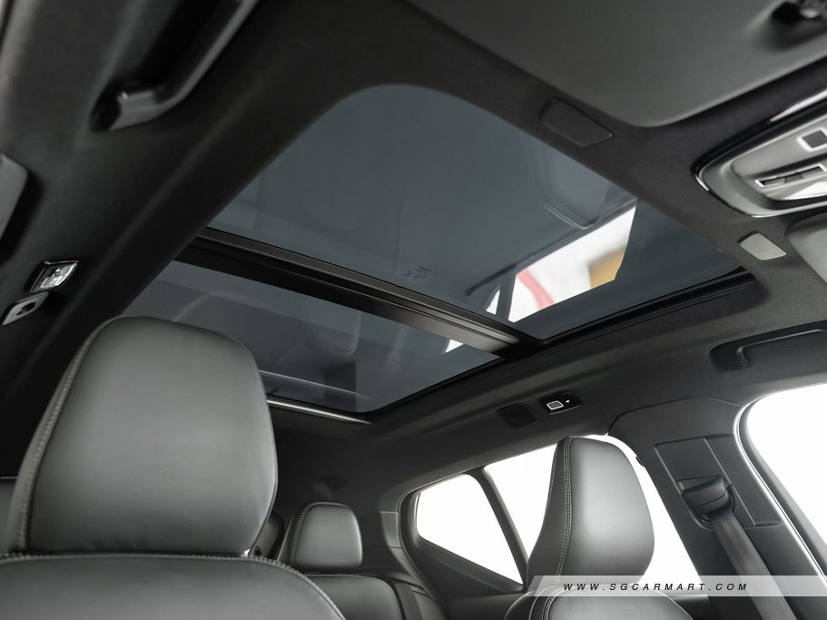 https://i.i-sgcm.com/new_cars/cars/21514/21514_g70