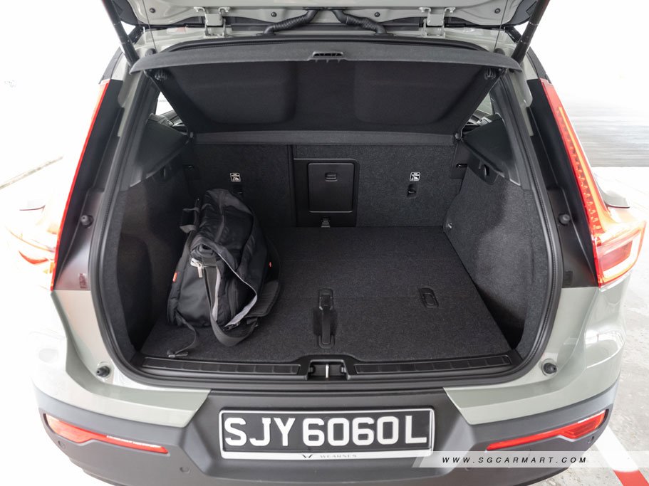 https://i.i-sgcm.com/new_cars/cars/21514/21514_g71