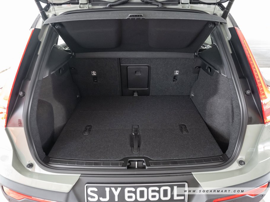 https://i.i-sgcm.com/new_cars/cars/21514/21514_g72