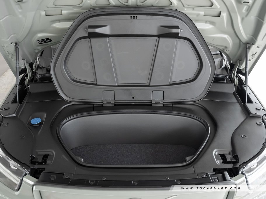 https://i.i-sgcm.com/new_cars/cars/21514/21514_g74