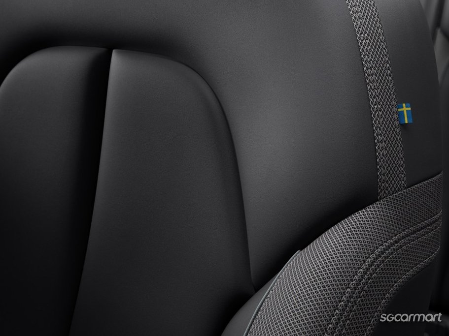 https://i.i-sgcm.com/new_cars/cars/21514/21514_g85
