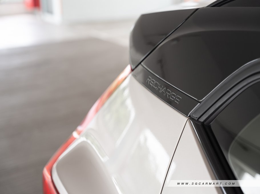 https://i.i-sgcm.com/new_cars/cars/21514/21514_g95