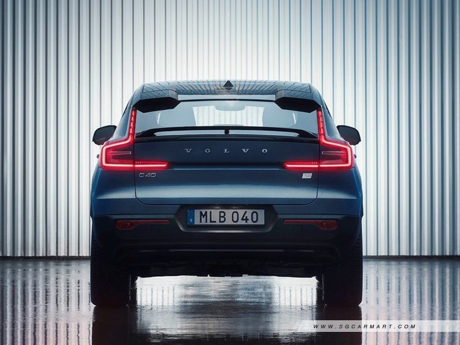 https://i.i-sgcm.com/new_cars/cars/21515/21515_g10