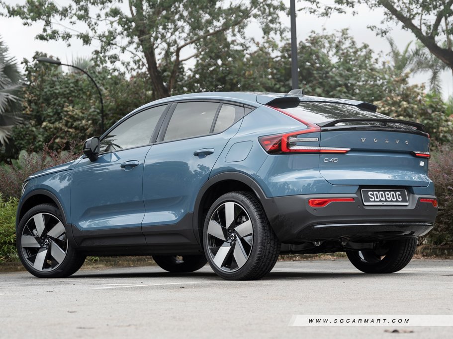 https://i.i-sgcm.com/new_cars/cars/21515/21515_g28