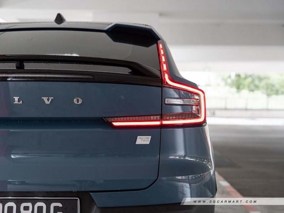https://i.i-sgcm.com/new_cars/cars/21515/21515_g34