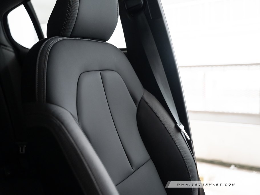 https://i.i-sgcm.com/new_cars/cars/21515/21515_g49