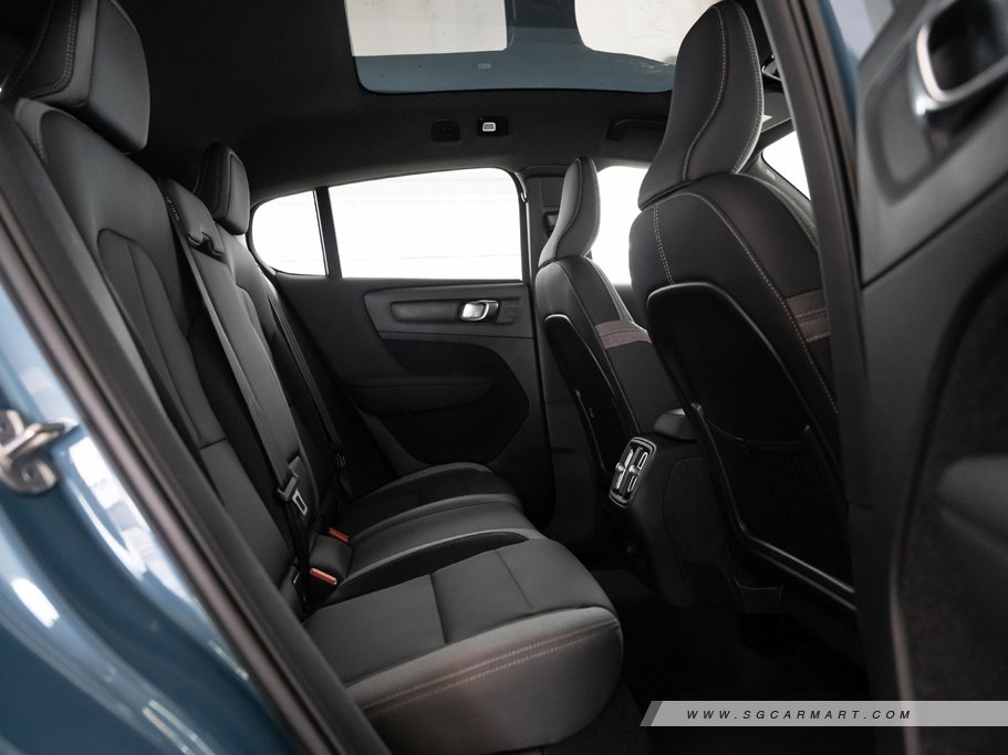 https://i.i-sgcm.com/new_cars/cars/21515/21515_g53