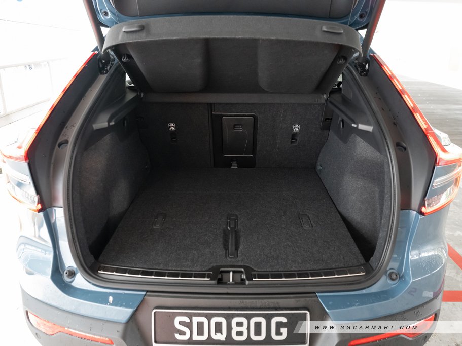 https://i.i-sgcm.com/new_cars/cars/21515/21515_g54