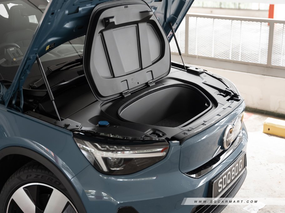https://i.i-sgcm.com/new_cars/cars/21515/21515_g55