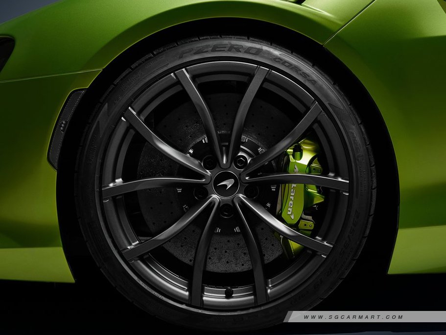 https://i.i-sgcm.com/new_cars/cars/21516/21516_g12