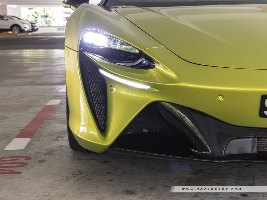 https://i.i-sgcm.com/new_cars/cars/21516/21516_g26