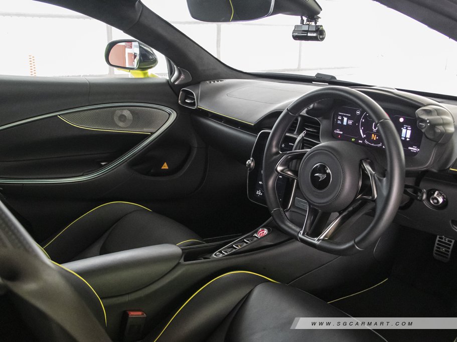 https://i.i-sgcm.com/new_cars/cars/21516/21516_g34