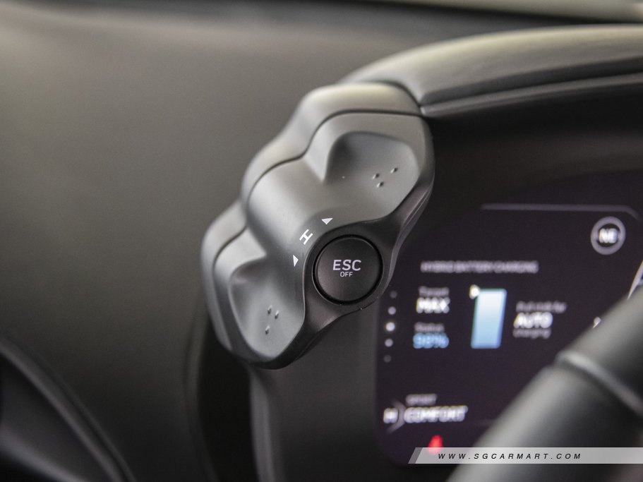 https://i.i-sgcm.com/new_cars/cars/21516/21516_g37