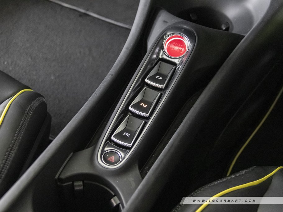 https://i.i-sgcm.com/new_cars/cars/21516/21516_g46