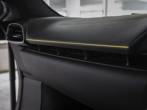 https://i.i-sgcm.com/new_cars/cars/21516/21516_g48