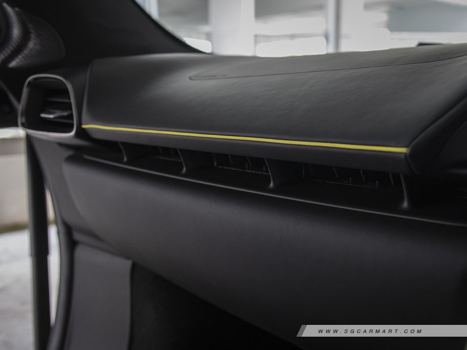 https://i.i-sgcm.com/new_cars/cars/21516/21516_g48