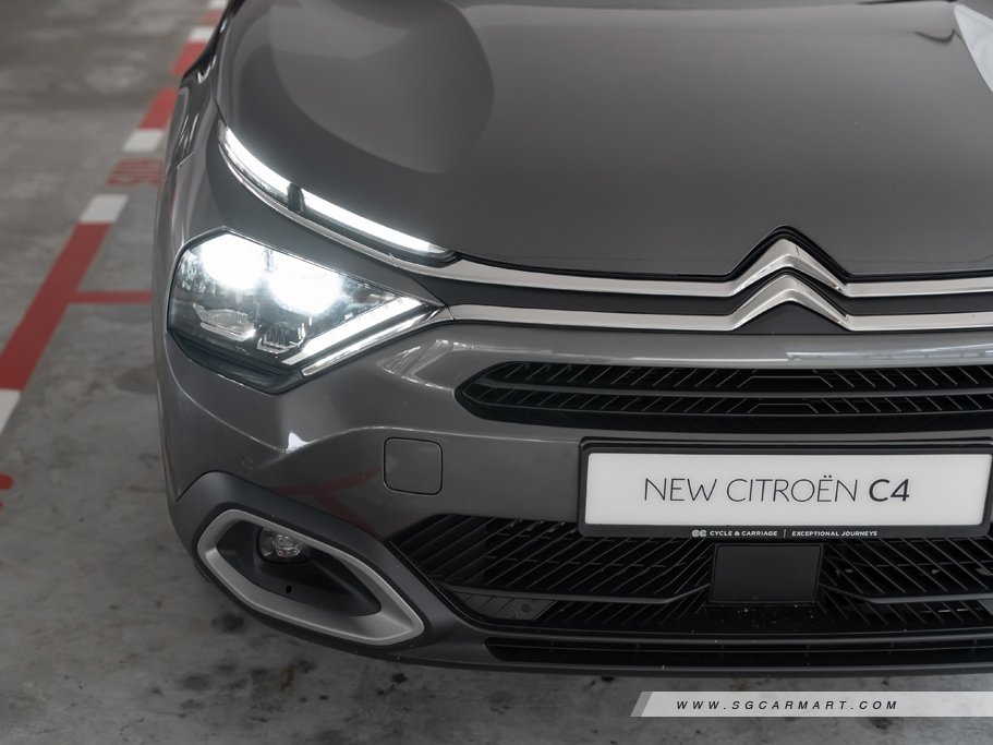 https://i.i-sgcm.com/new_cars/cars/21518/21518_g22