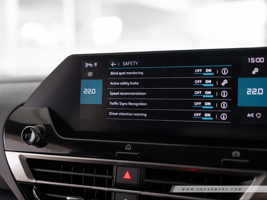 https://i.i-sgcm.com/new_cars/cars/21518/21518_g37