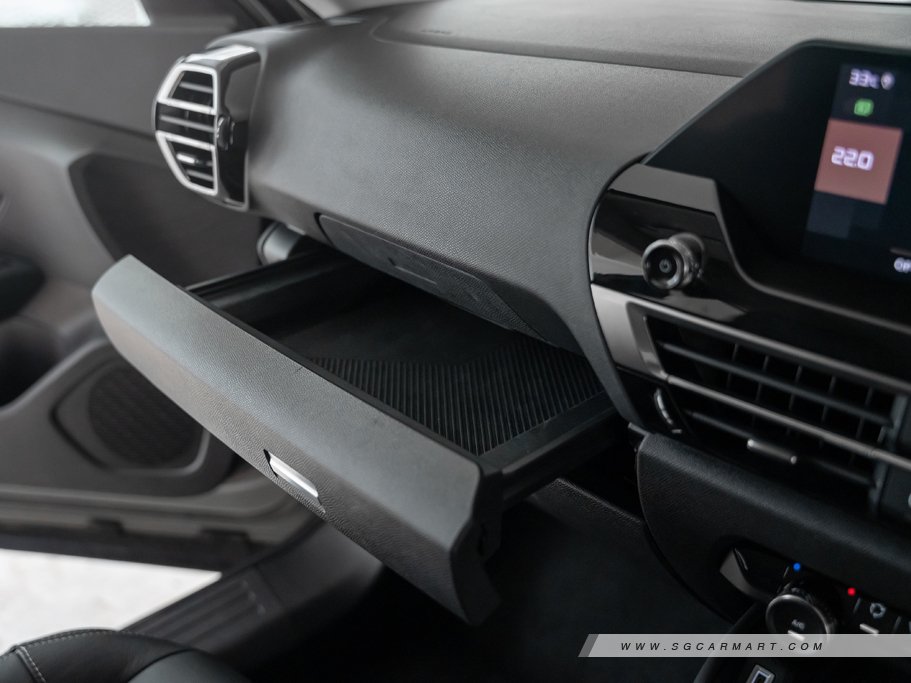 https://i.i-sgcm.com/new_cars/cars/21518/21518_g45