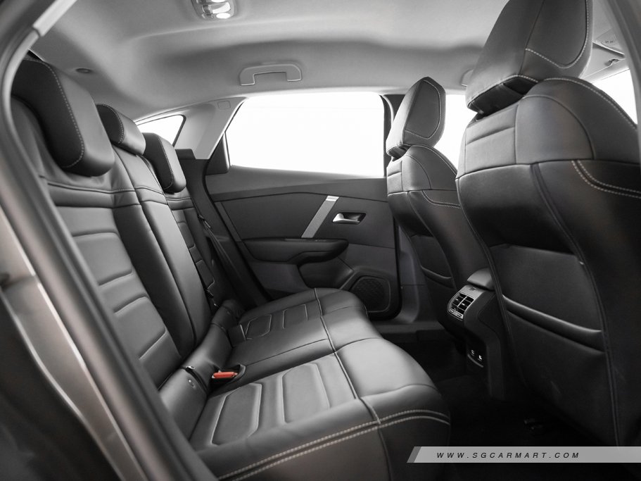 https://i.i-sgcm.com/new_cars/cars/21518/21518_g52