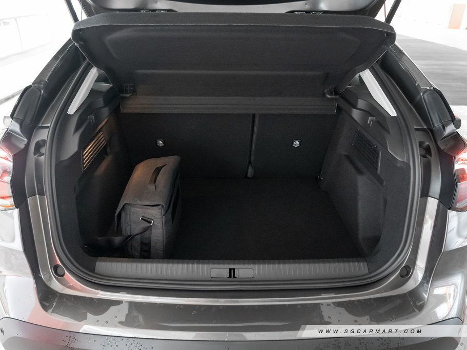 https://i.i-sgcm.com/new_cars/cars/21518/21518_g55