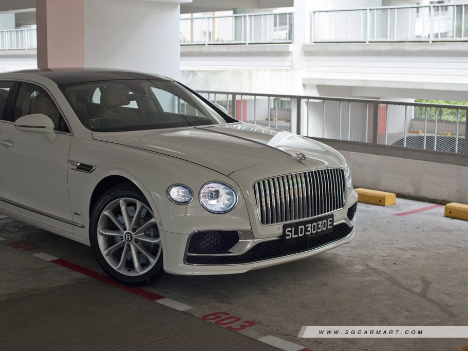 https://i.i-sgcm.com/new_cars/cars/21519/21519_g16