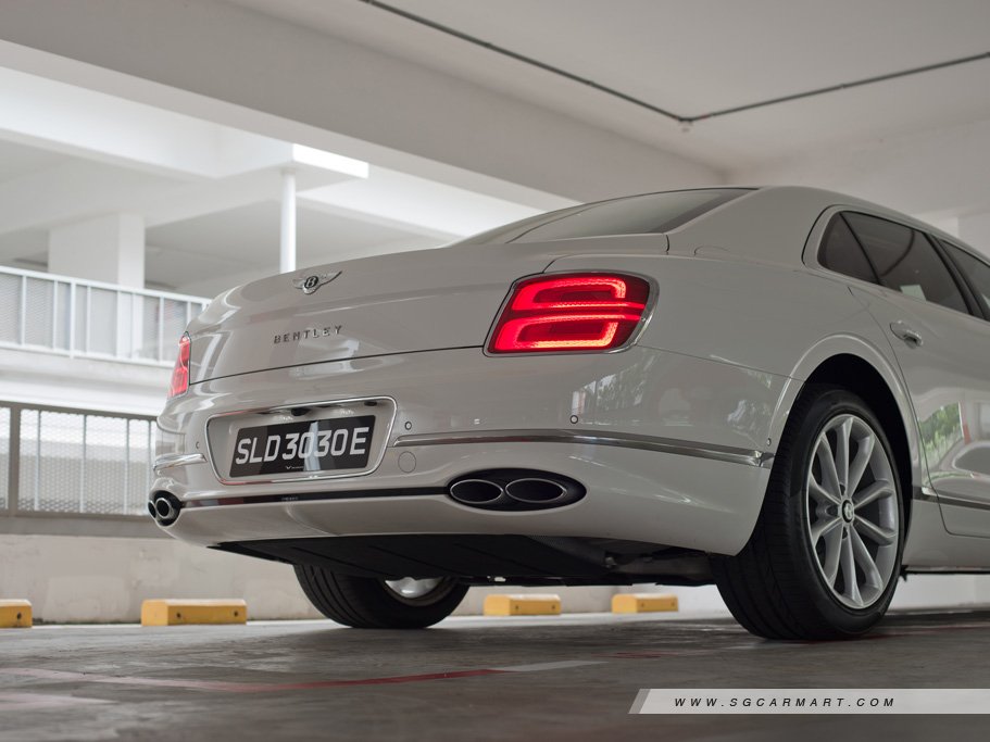https://i.i-sgcm.com/new_cars/cars/21519/21519_g21