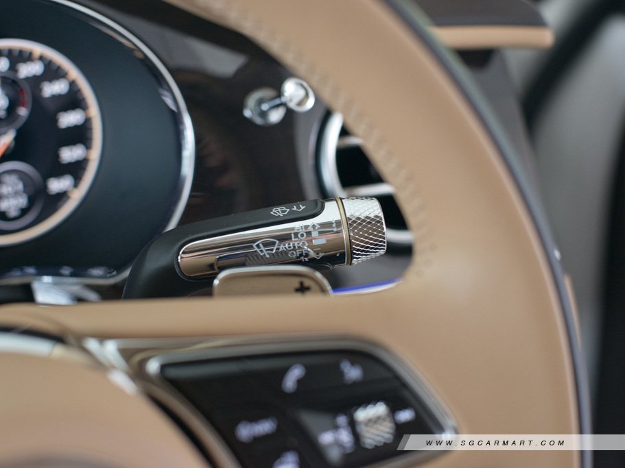 https://i.i-sgcm.com/new_cars/cars/21519/21519_g31