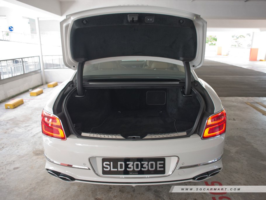 https://i.i-sgcm.com/new_cars/cars/21519/21519_g53
