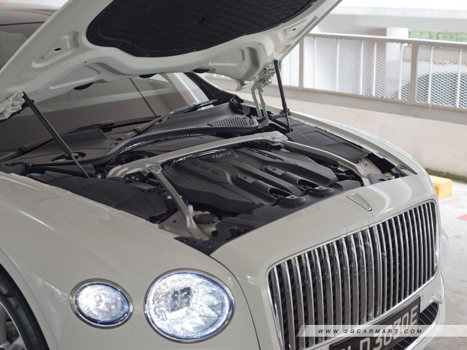https://i.i-sgcm.com/new_cars/cars/21519/21519_g54