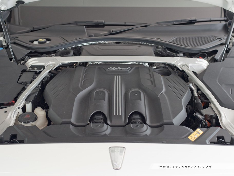 https://i.i-sgcm.com/new_cars/cars/21519/21519_g55
