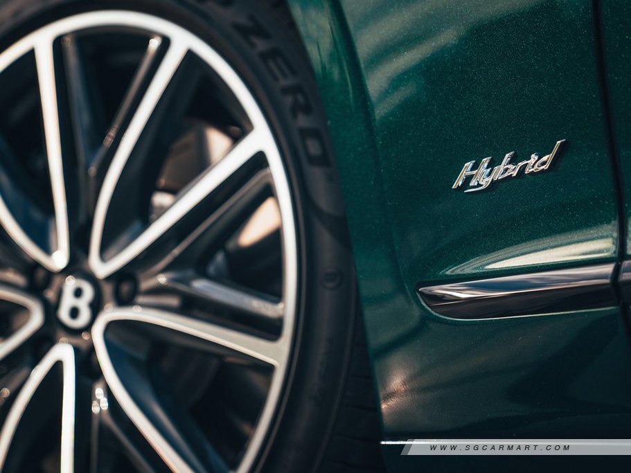https://i.i-sgcm.com/new_cars/cars/21519/21519_g8