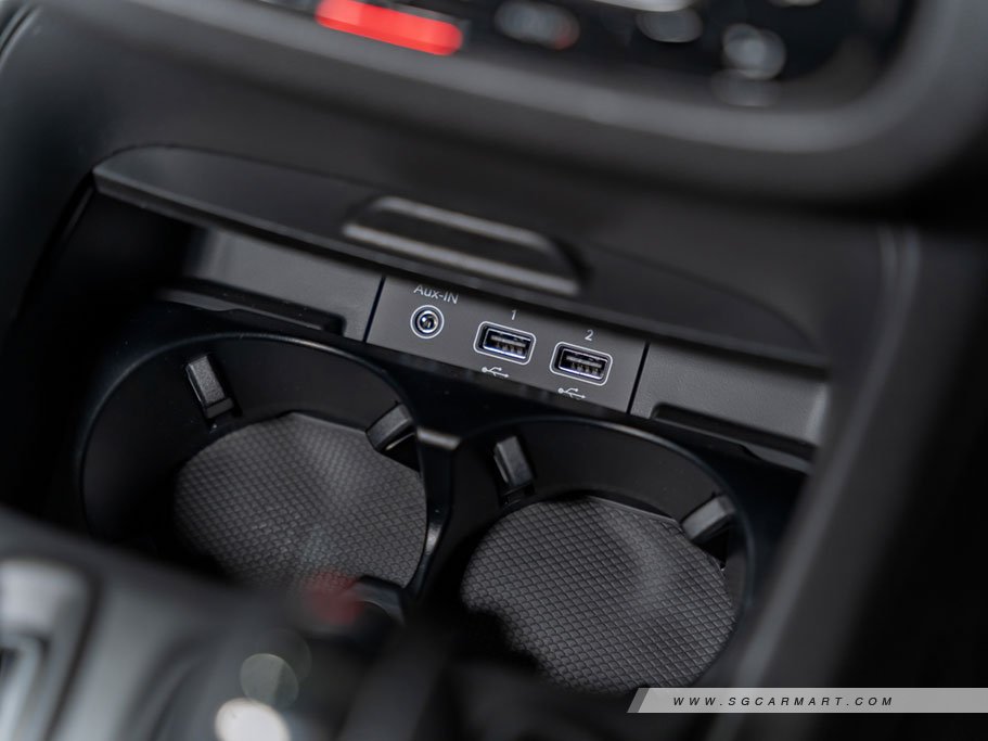 https://i.i-sgcm.com/new_cars/cars/21525/21525_g24