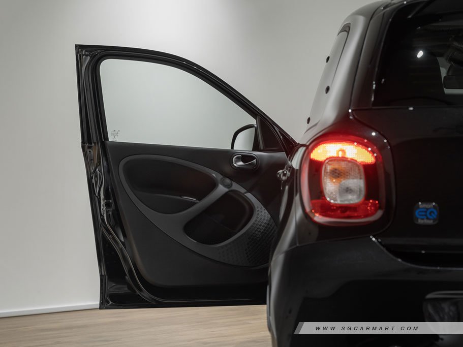 https://i.i-sgcm.com/new_cars/cars/21525/21525_g27