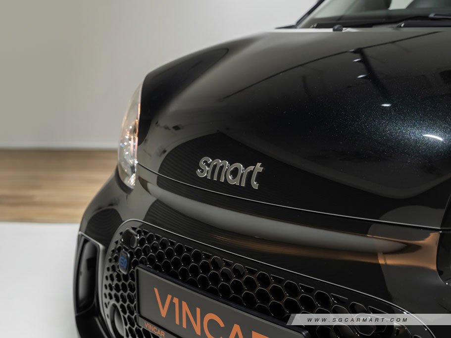 https://i.i-sgcm.com/new_cars/cars/21525/21525_g5