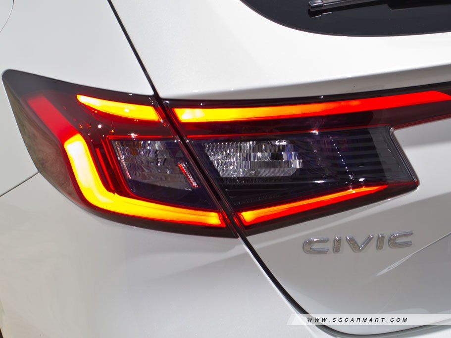 https://i.i-sgcm.com/new_cars/cars/21526/21526_g11