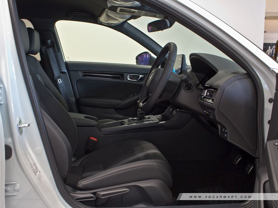 https://i.i-sgcm.com/new_cars/cars/21526/21526_g12