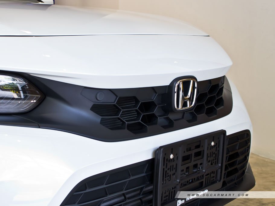 https://i.i-sgcm.com/new_cars/cars/21526/21526_g7