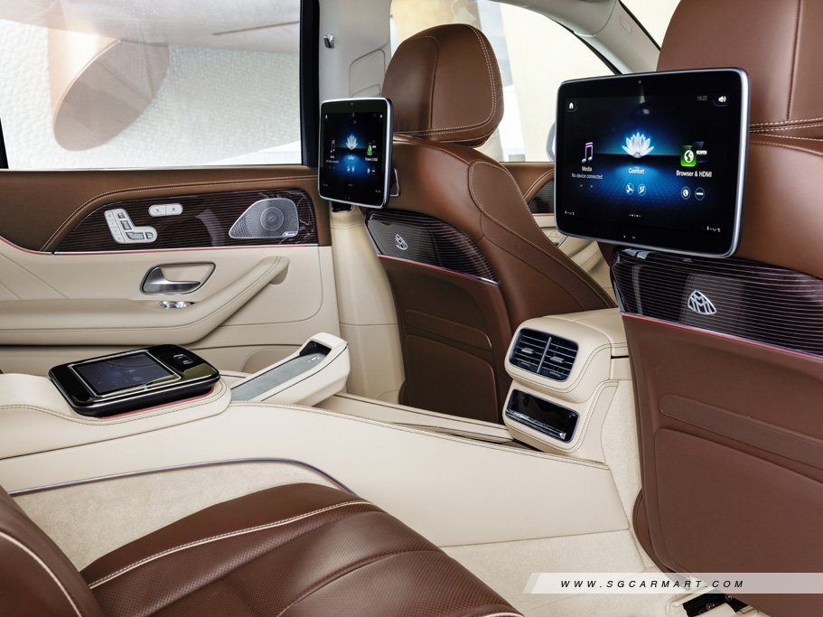 Mercedes-Benz Maybach GLS-Class Mild Hybrid GLS600 4MATIC 2 Tone 14