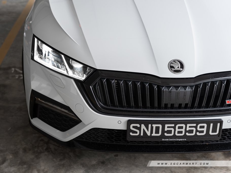 https://i.i-sgcm.com/new_cars/cars/21531/21531_g28