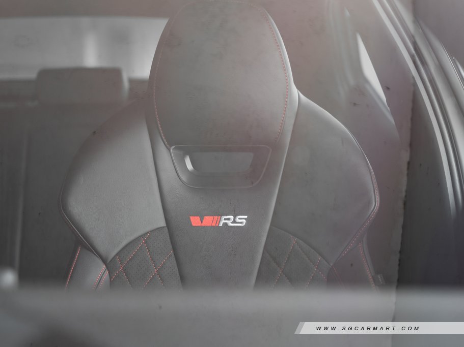 https://i.i-sgcm.com/new_cars/cars/21531/21531_g37
