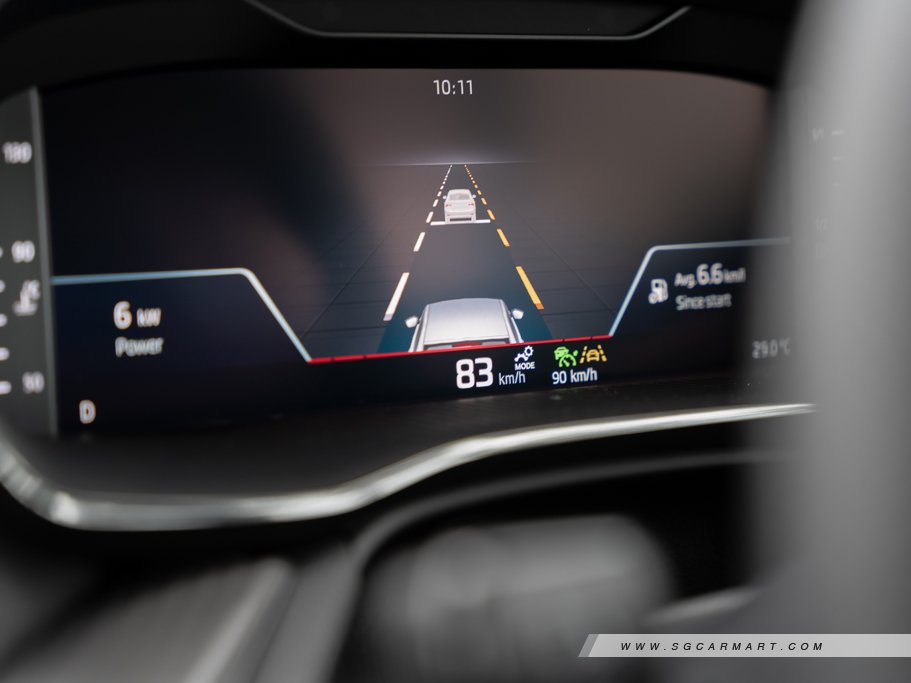 https://i.i-sgcm.com/new_cars/cars/21531/21531_g52