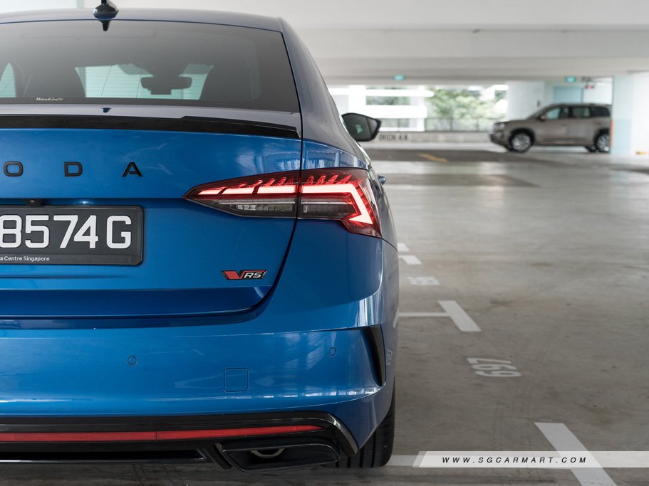 https://i.i-sgcm.com/new_cars/cars/21531/21531_g84
