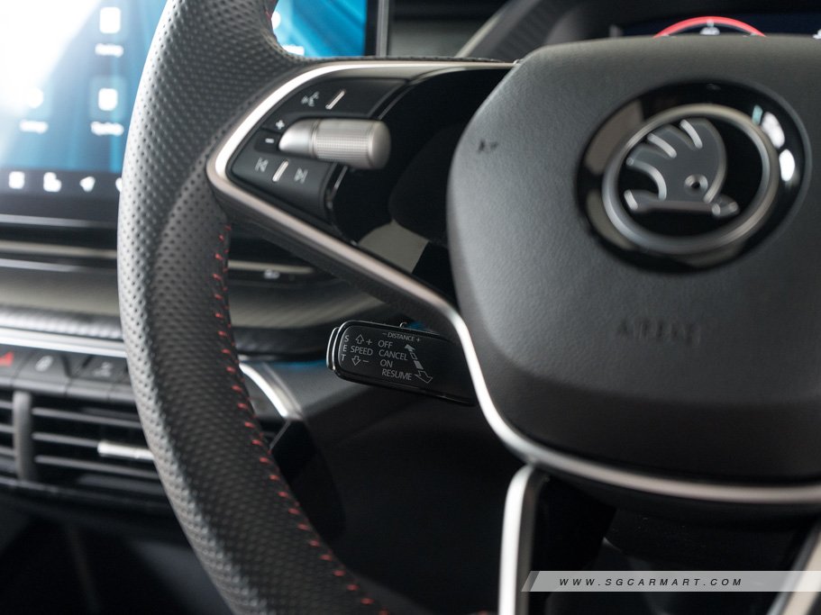 https://i.i-sgcm.com/new_cars/cars/21531/21531_g89
