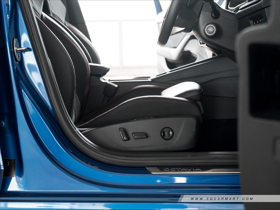 https://i.i-sgcm.com/new_cars/cars/21531/21531_g93