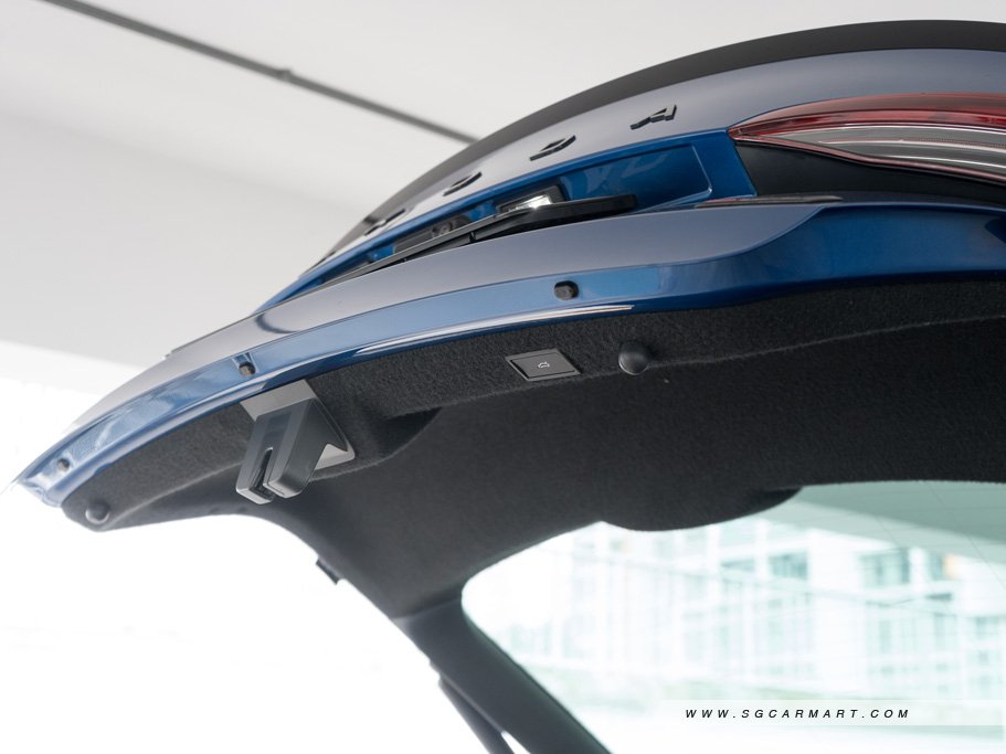 https://i.i-sgcm.com/new_cars/cars/21531/21531_g99
